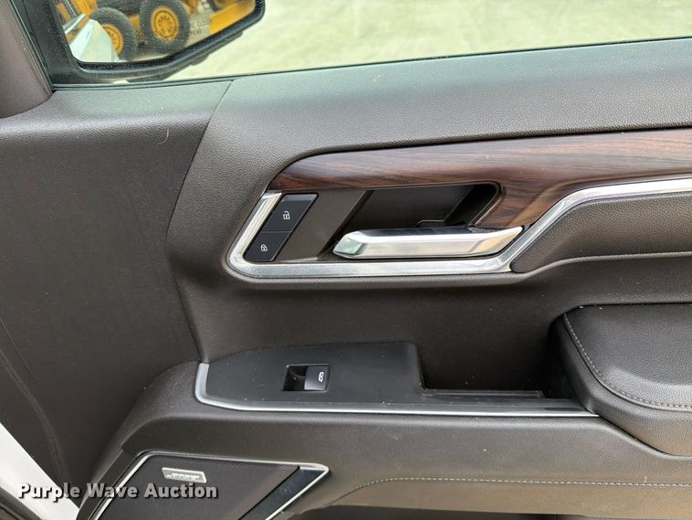 image for item FN3860 2024 GMC Sierra 1500 4X4 Crew Cab pickup truck