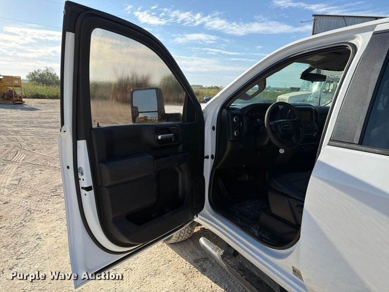 image for item FN3861 2020 GMC Sierra 2500HD 4X4 Crew Cab pickup truck