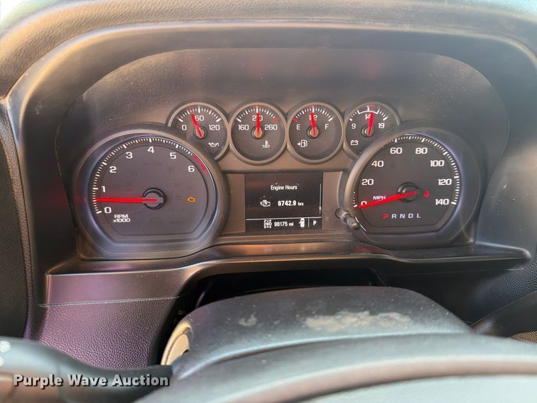 image for item FN3861 2020 GMC Sierra 2500HD 4X4 Crew Cab pickup truck