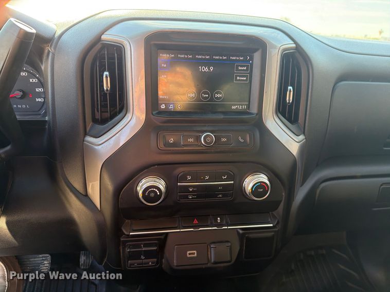 image for item FN3861 2020 GMC Sierra 2500HD 4X4 Crew Cab pickup truck