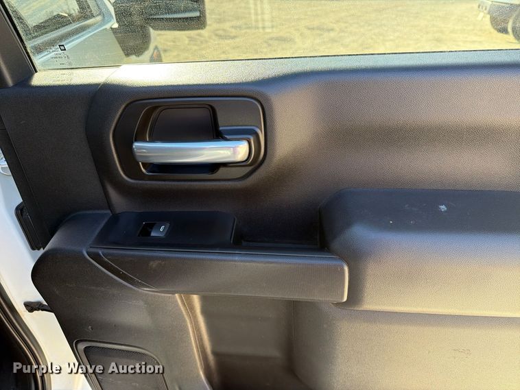 image for item FN3861 2020 GMC Sierra 2500HD 4X4 Crew Cab pickup truck