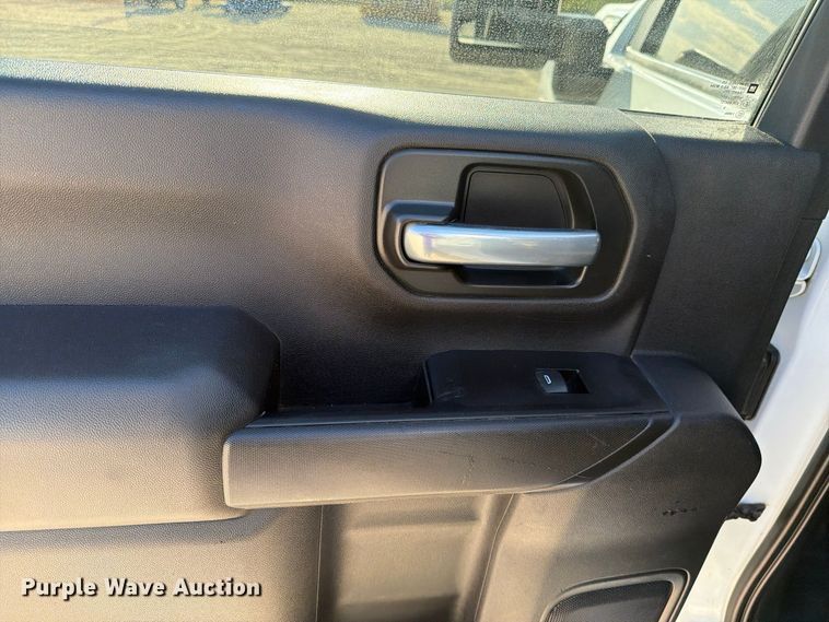 image for item FN3861 2020 GMC Sierra 2500HD 4X4 Crew Cab pickup truck