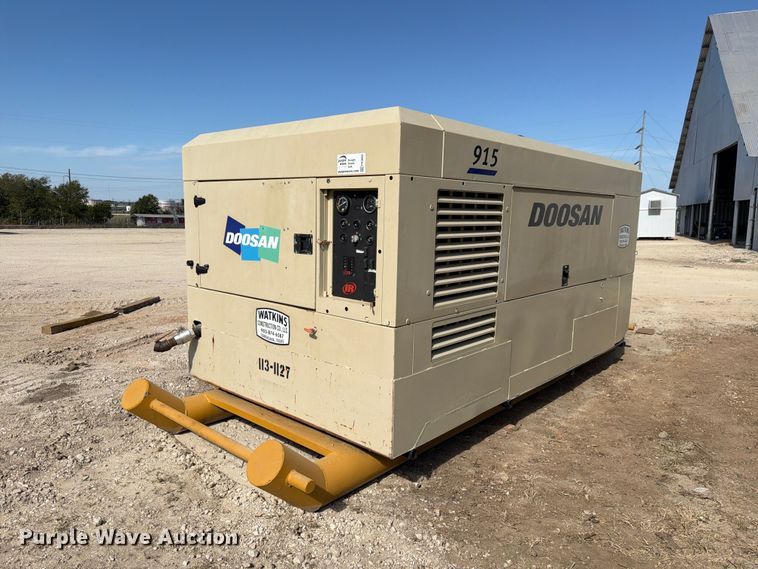 image for item FN3862 Doosan P915 air compressor