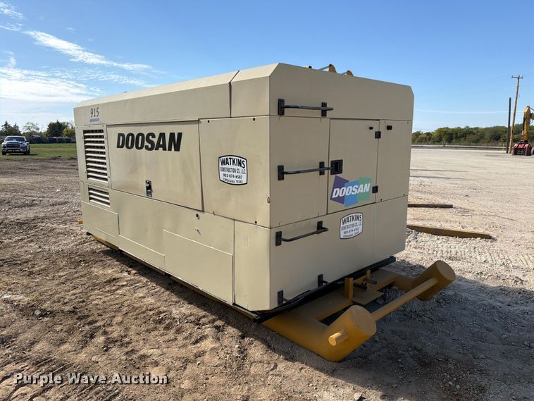 image for item FN3862 Doosan P915 air compressor