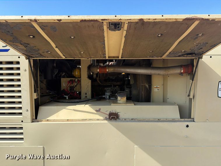 image for item FN3862 Doosan P915 air compressor