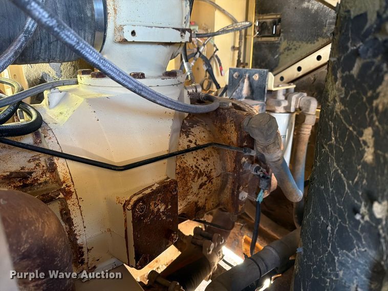 image for item FN3862 Doosan P915 air compressor