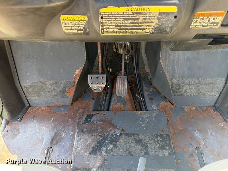 image for item FN3863 2008 Kubota RTV500 utility vehicle