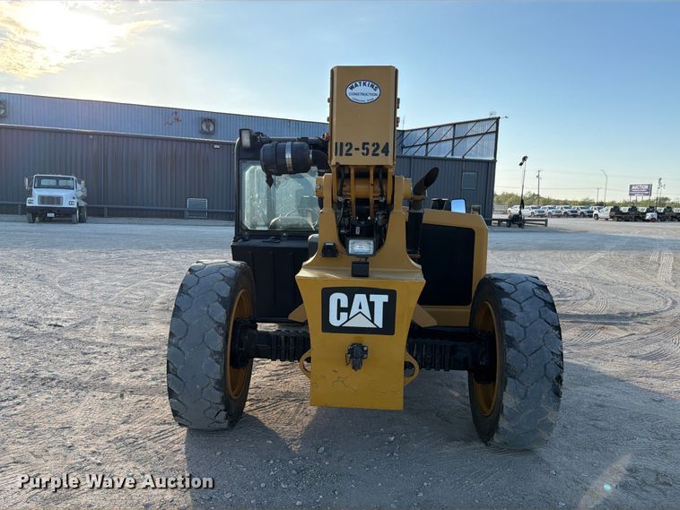 image for item FN3864 2015 Caterpillar TL943TC telehandler