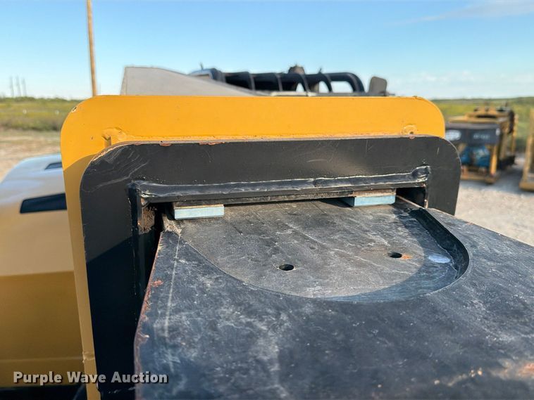 image for item FN3864 2015 Caterpillar TL943TC telehandler