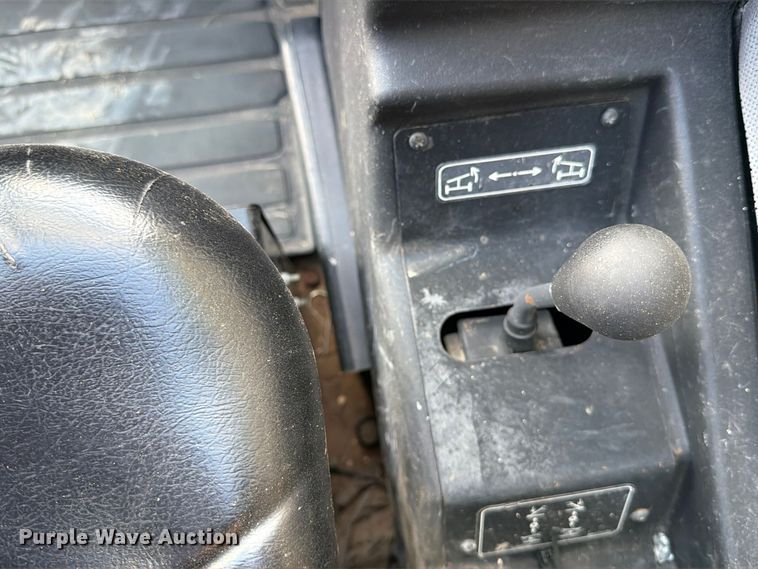 image for item FN3864 2015 Caterpillar TL943TC telehandler
