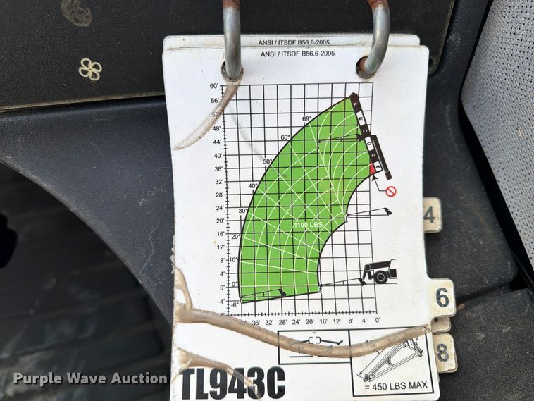 image for item FN3864 2015 Caterpillar TL943TC telehandler