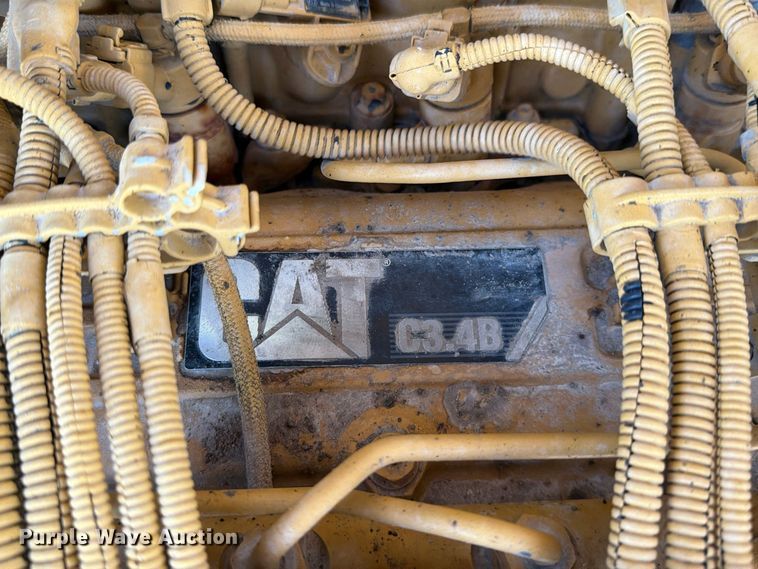 image for item FN3864 2015 Caterpillar TL943TC telehandler