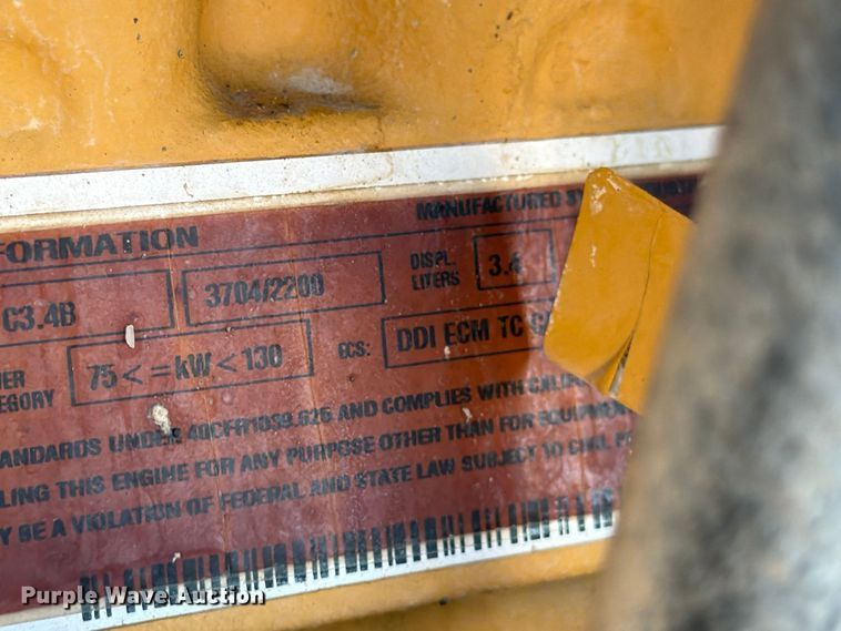 image for item FN3864 2015 Caterpillar TL943TC telehandler