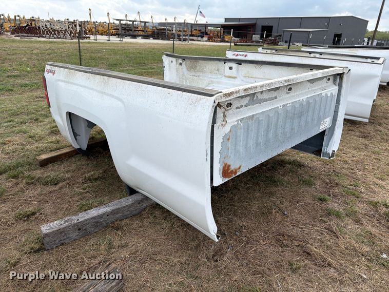 image for item FN3870 GMC Sierr 8'L pickup truck bed