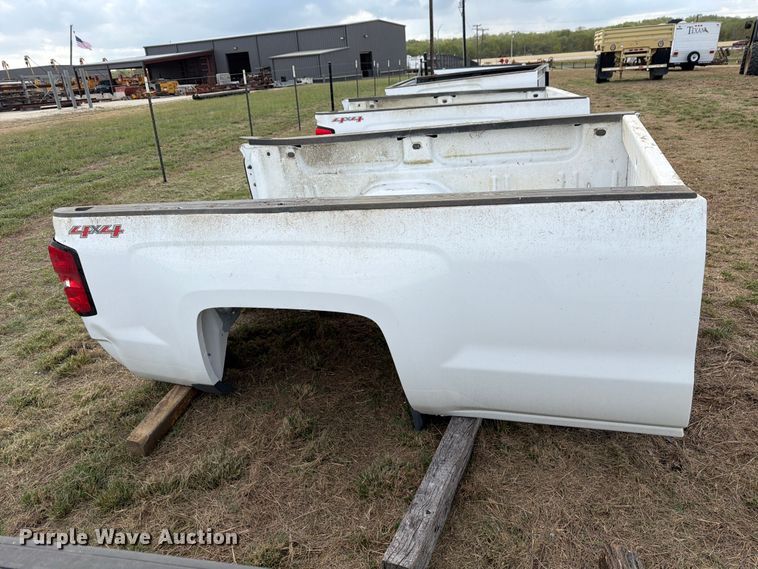 image for item FN3870 GMC Sierr 8'L pickup truck bed