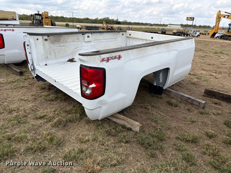 image for item FN3870 GMC Sierr 8'L pickup truck bed