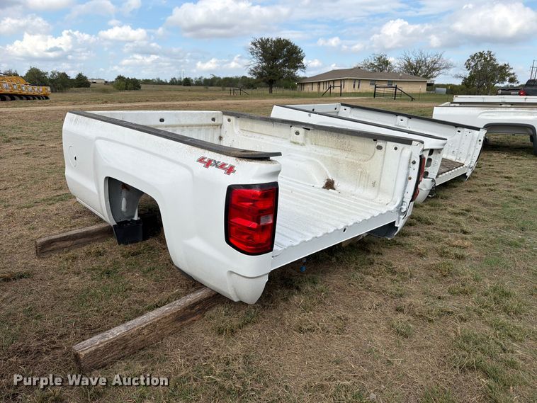 image for item FN3870 GMC Sierr 8'L pickup truck bed