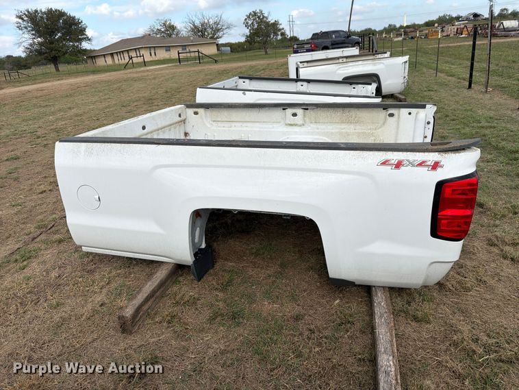 image for item FN3870 GMC Sierr 8'L pickup truck bed