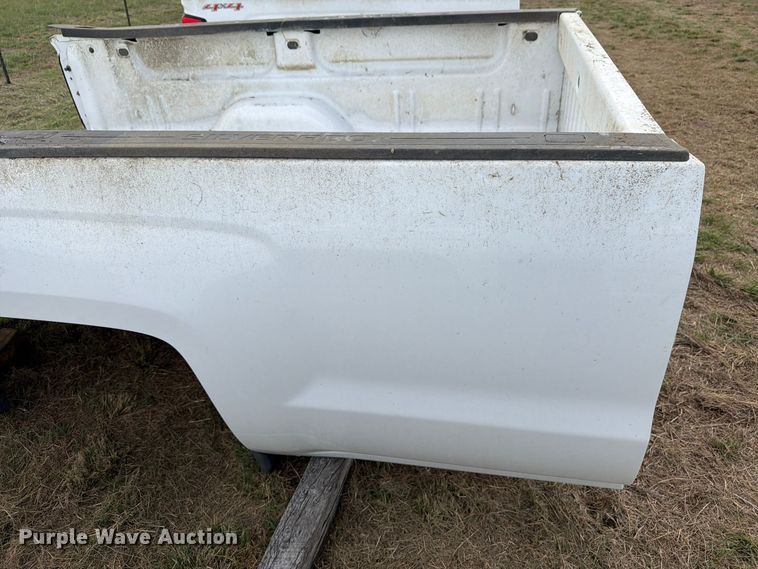 image for item FN3870 GMC Sierr 8'L pickup truck bed