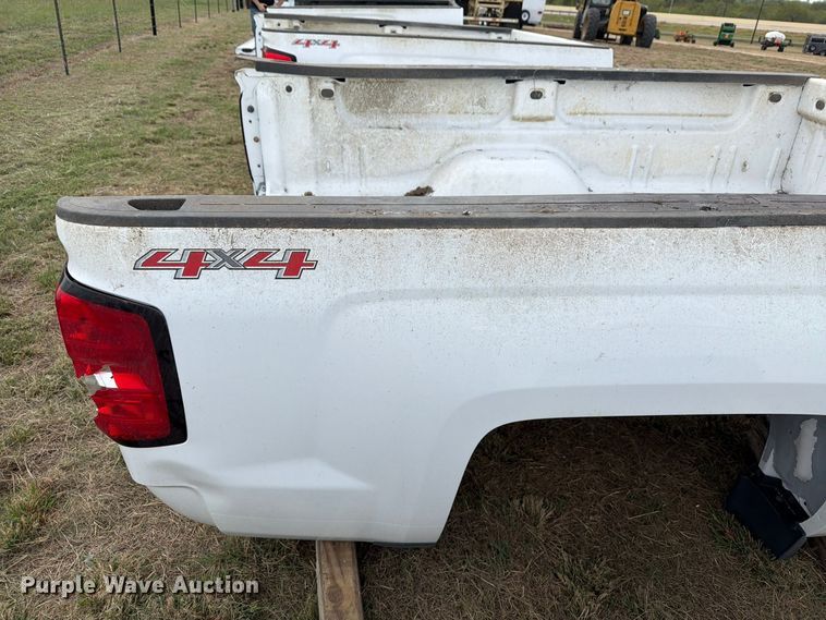 image for item FN3870 GMC Sierr 8'L pickup truck bed