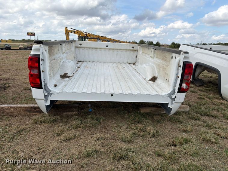 image for item FN3870 GMC Sierr 8'L pickup truck bed