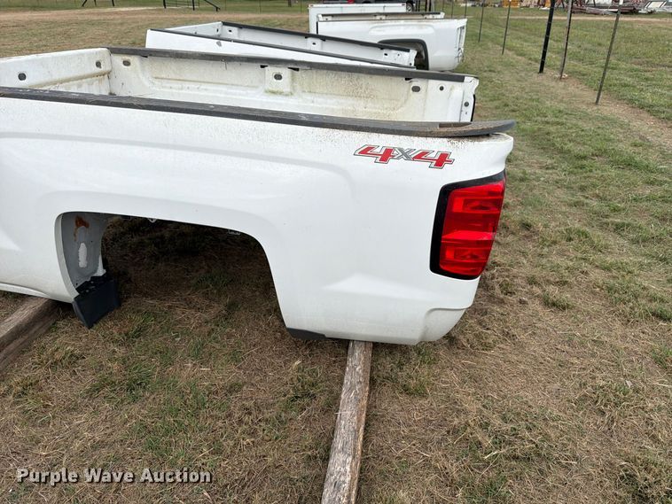 image for item FN3870 GMC Sierr 8'L pickup truck bed