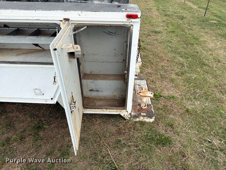image for item FN3871 2008 ETI SB96NN80D0 utility bed