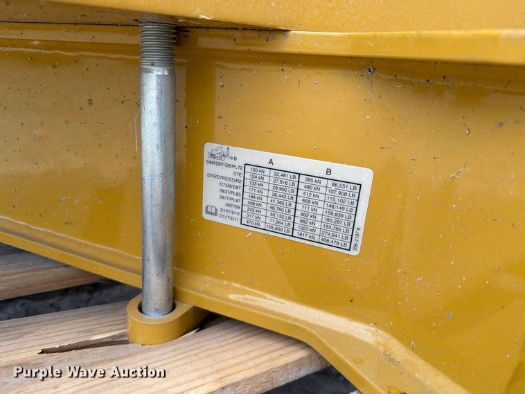 image for item FN3875 Caterpillar D6 dozer drawbar
