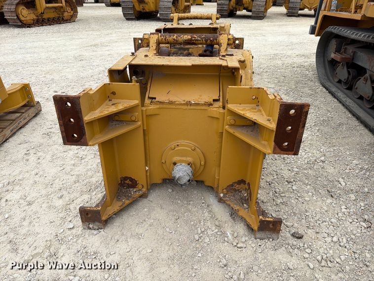 image for item FN3881 Paccar PA56 winch