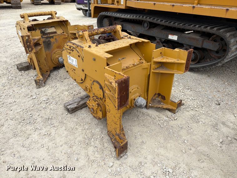 image for item FN3881 Paccar PA56 winch