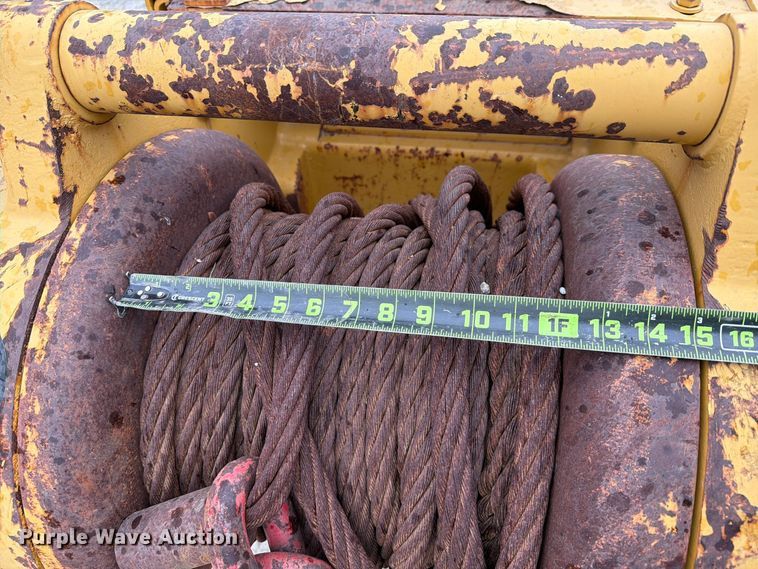 image for item FN3882 Paccar PA56 winch