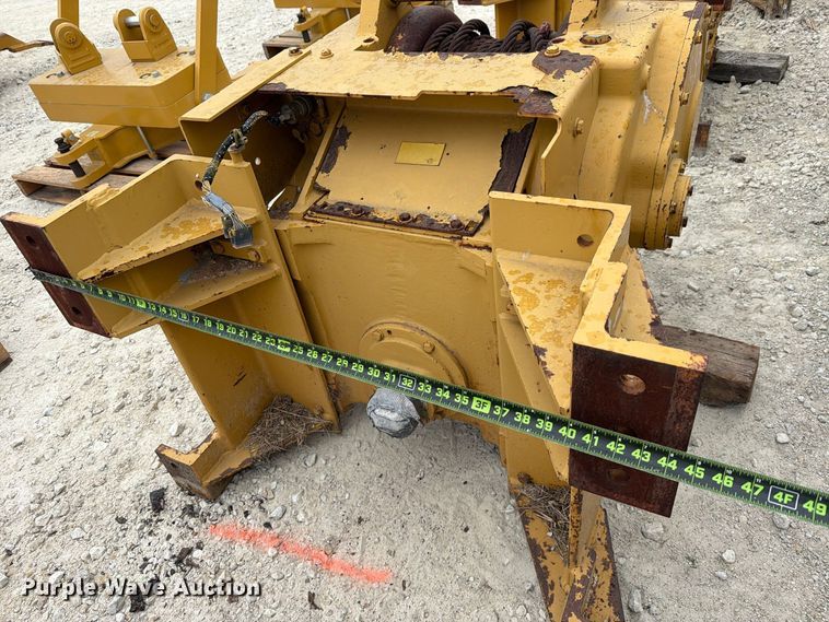 image for item FN3882 Paccar PA56 winch