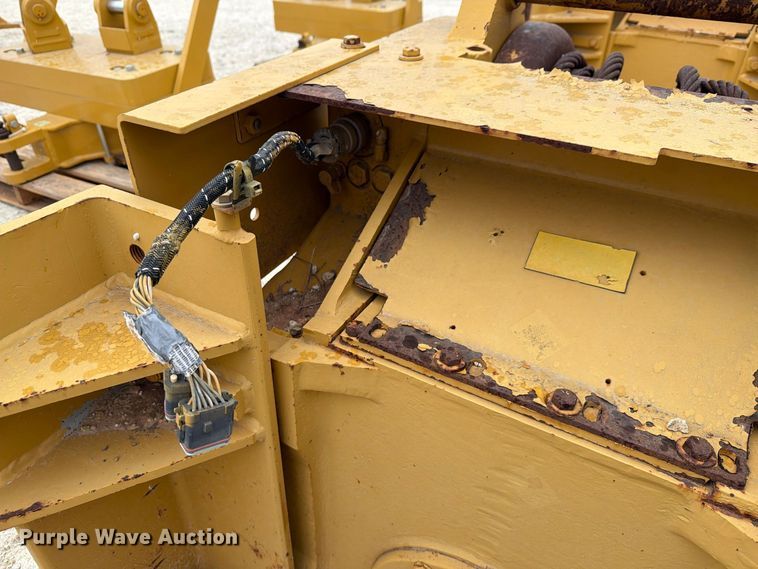 image for item FN3882 Paccar PA56 winch