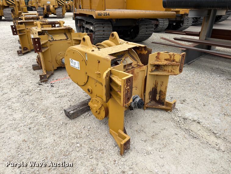 image for item FN3883 Paccar PA56 winch