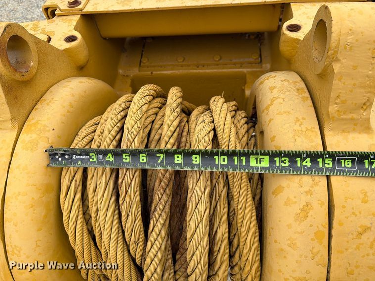 image for item FN3883 Paccar PA56 winch