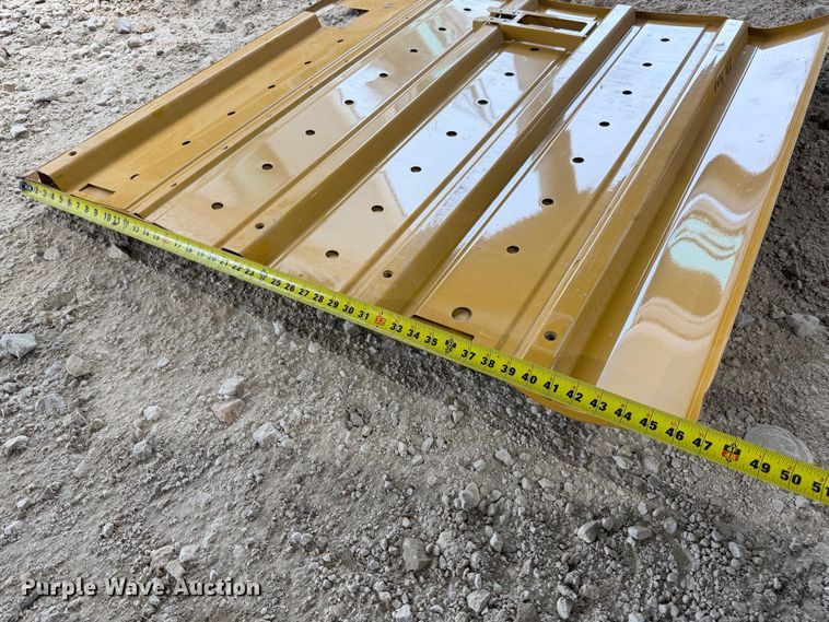 image for item FN3888 Caterpillar 330 excavator compartment doors