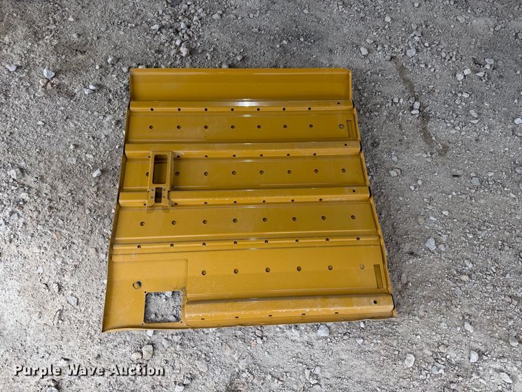 image for item FN3888 Caterpillar 330 excavator compartment doors