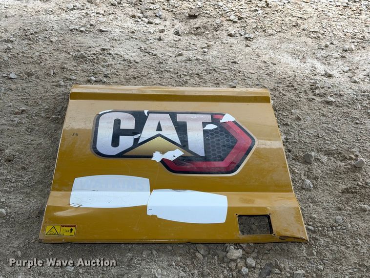 image for item FN3888 Caterpillar 330 excavator compartment doors