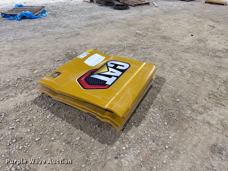 image for item FN3890 Caterpillar 330 excavator compartment doors