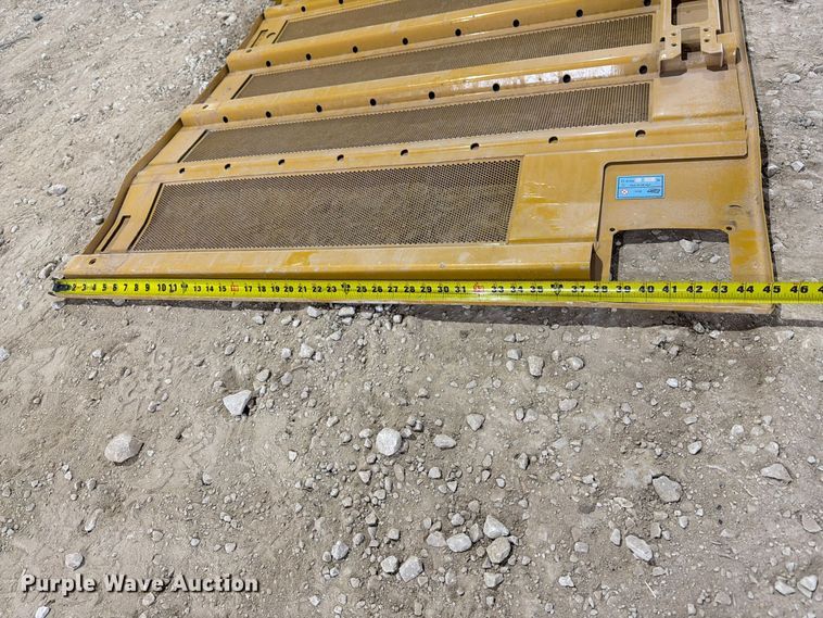 image for item FN3890 Caterpillar 330 excavator compartment doors