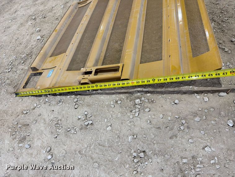 image for item FN3890 Caterpillar 330 excavator compartment doors
