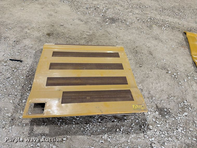 image for item FN3890 Caterpillar 330 excavator compartment doors