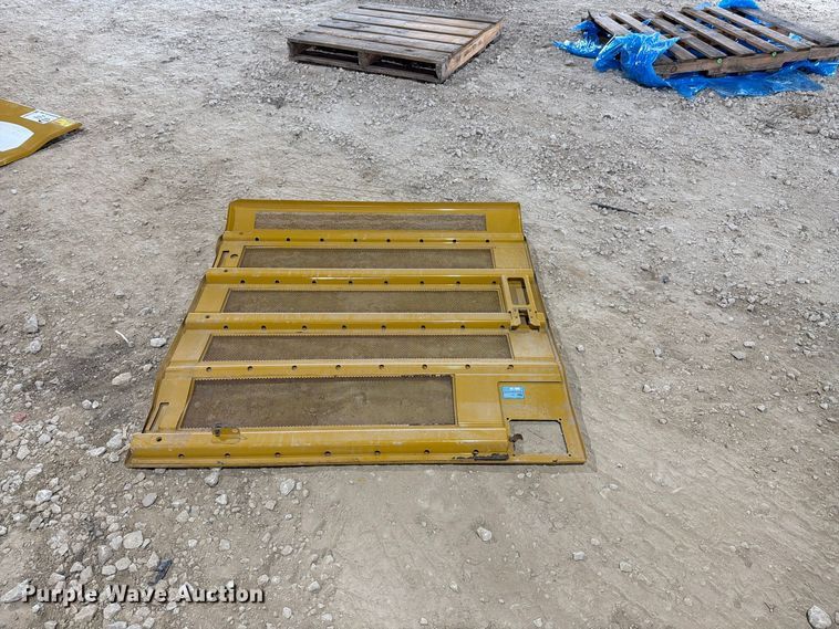 image for item FN3890 Caterpillar 330 excavator compartment doors
