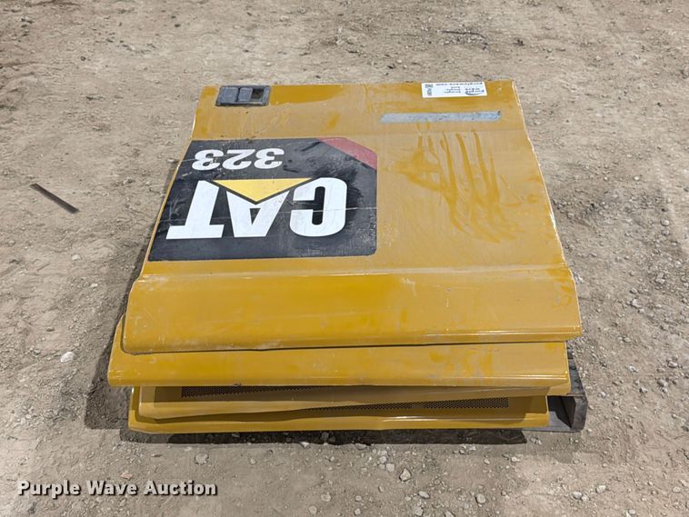 image for item FN3891 Caterpillar 323 excavator compartment doors