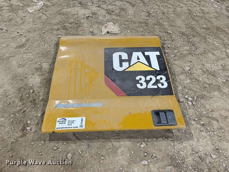 image for item FN3891 Caterpillar 323 excavator compartment doors