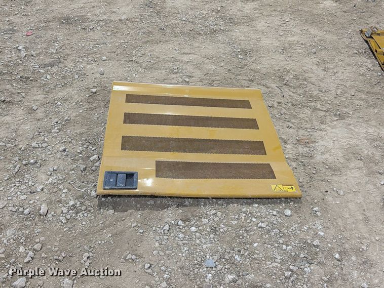 image for item FN3891 Caterpillar 323 excavator compartment doors