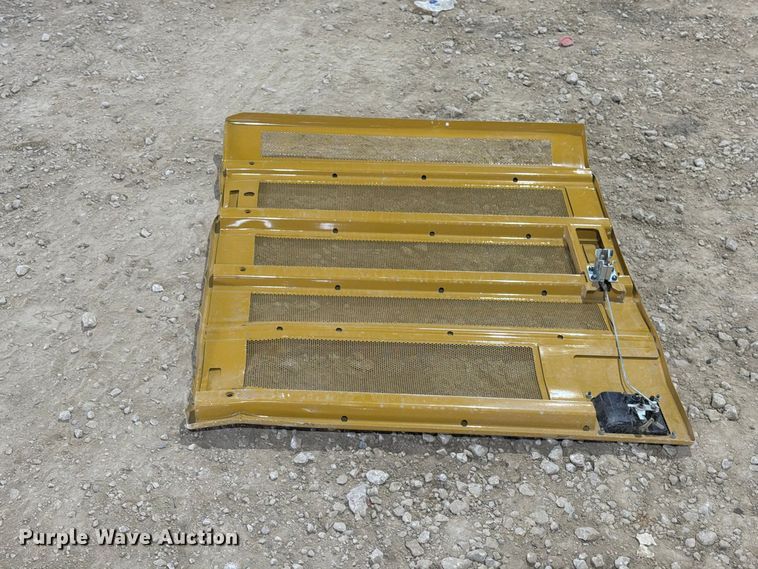 image for item FN3891 Caterpillar 323 excavator compartment doors