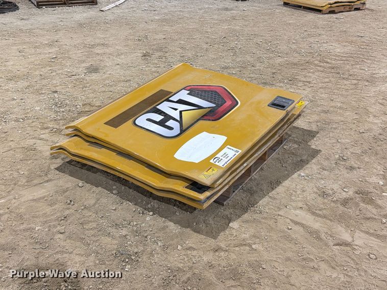image for item FN3892 Caterpillar 336 excavator compartment doors