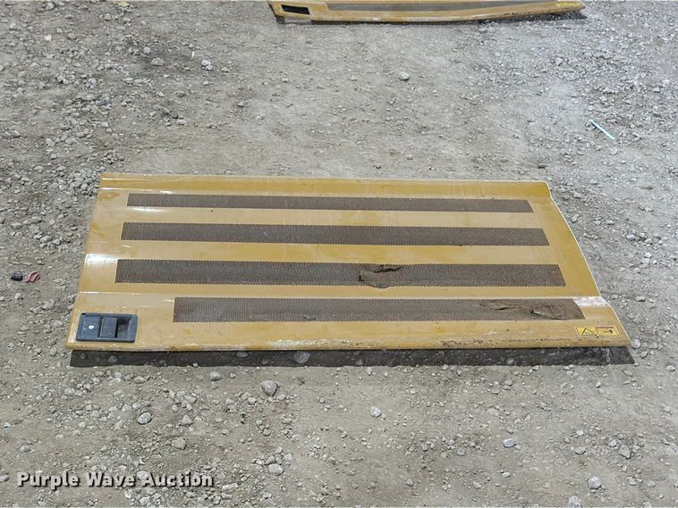 image for item FN3892 Caterpillar 336 excavator compartment doors