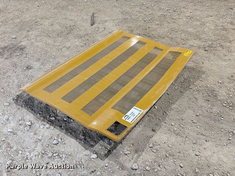 image for item FN3893 Caterpillar 336 excavator radiator compartment door
